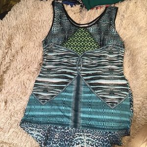 Wild patterned tank L eci